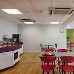 Saint-quentin Hotel 2*