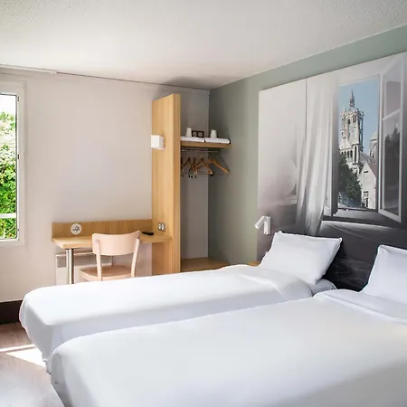 B&B Hotel Saint-Quentin Отель Сен-Кантен