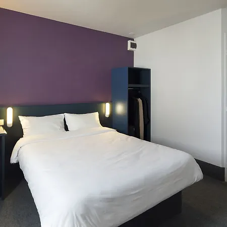 Hotel Saint-quentin 2*