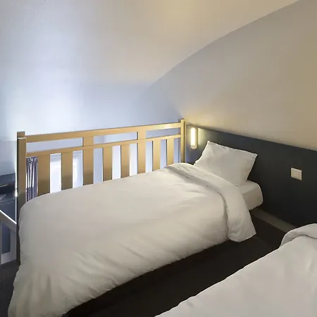 B&B Hotel Saint-Quentin Сен-Кантен