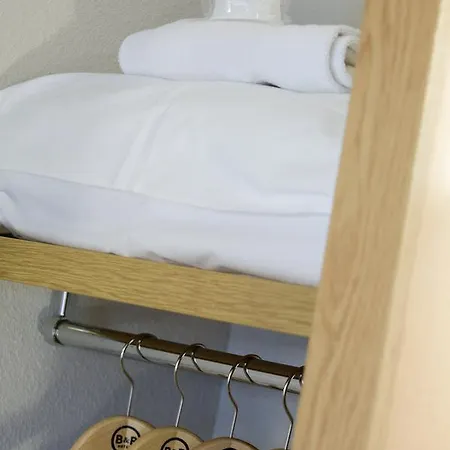 B&B Hotel Saint-Quentin Отель Сен-Кантен