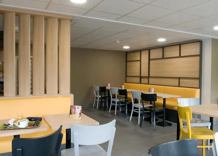 B&B Hotel Saint-Quentin 2*