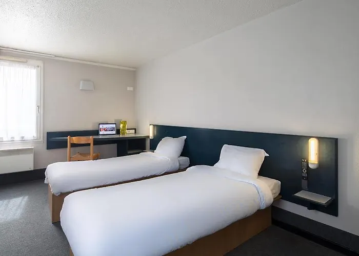 Hotel Saint-quentin 2*